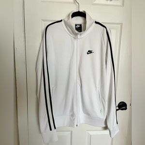 MENS NIKE TRACK JACKET (SIZE LARGE)